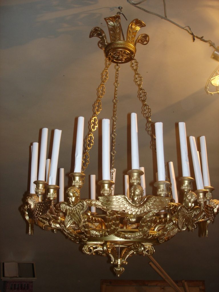 Chandelier in Trinity Cathedral in St. Petersburg — 6