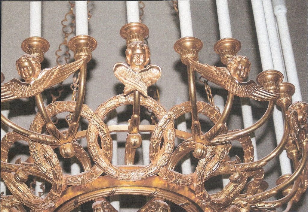 Chandelier in Trinity Cathedral in St. Petersburg — 5